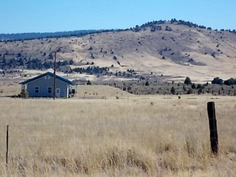 On the way to Eagle Lake from the north